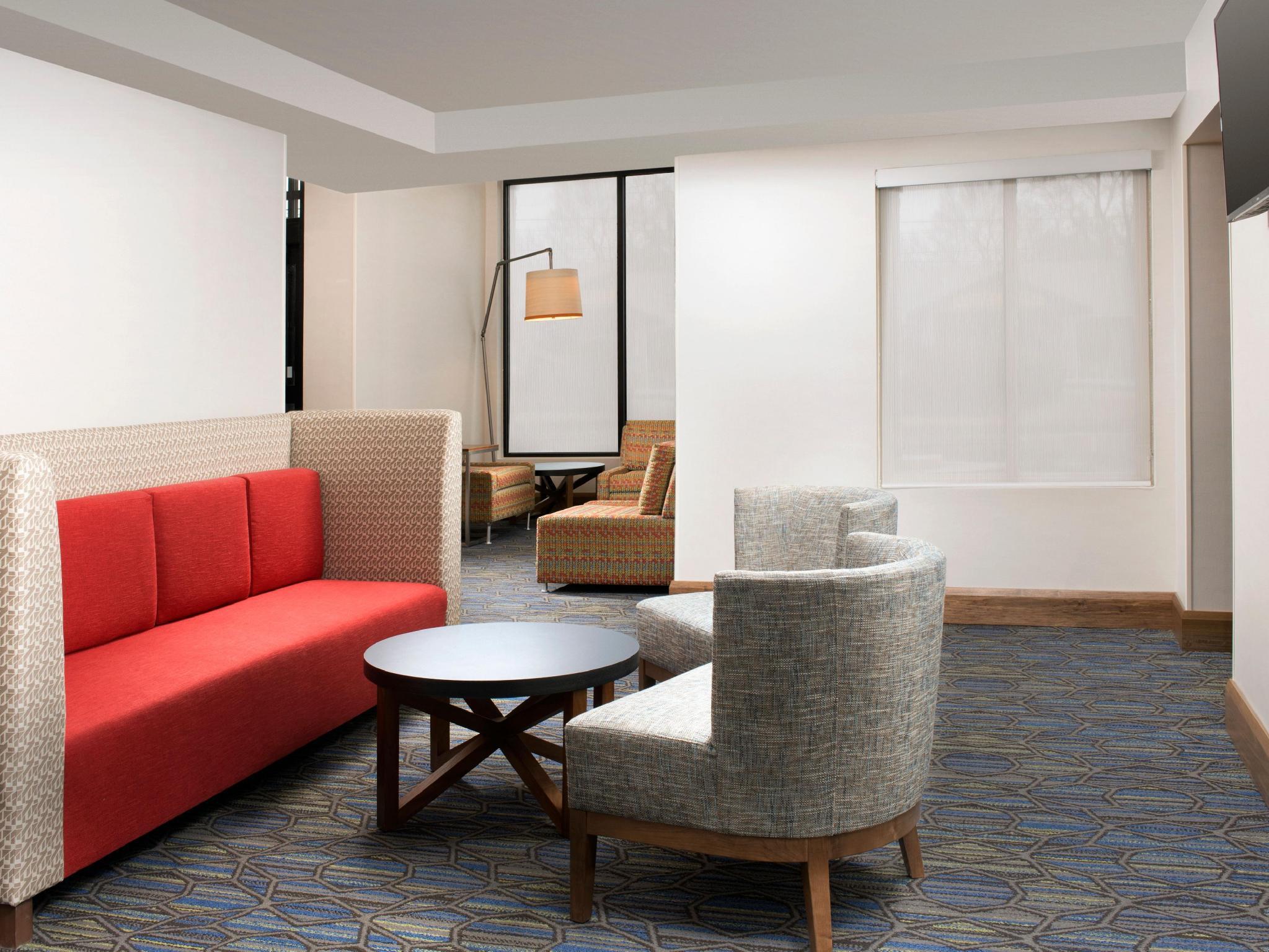 Holiday Inn Express & Suites College Park - University Area By Ihg מראה חיצוני תמונה