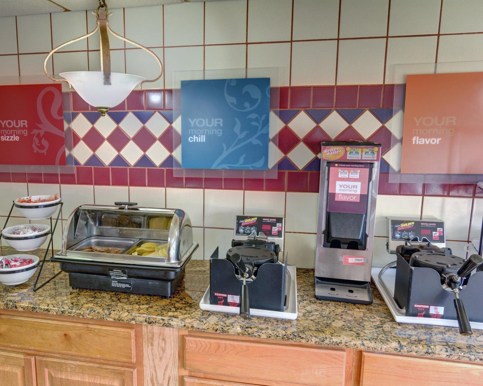 Holiday Inn Express & Suites College Park - University Area By Ihg מראה חיצוני תמונה